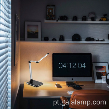 Lâmpada de mesa LED que cuida dos olhos